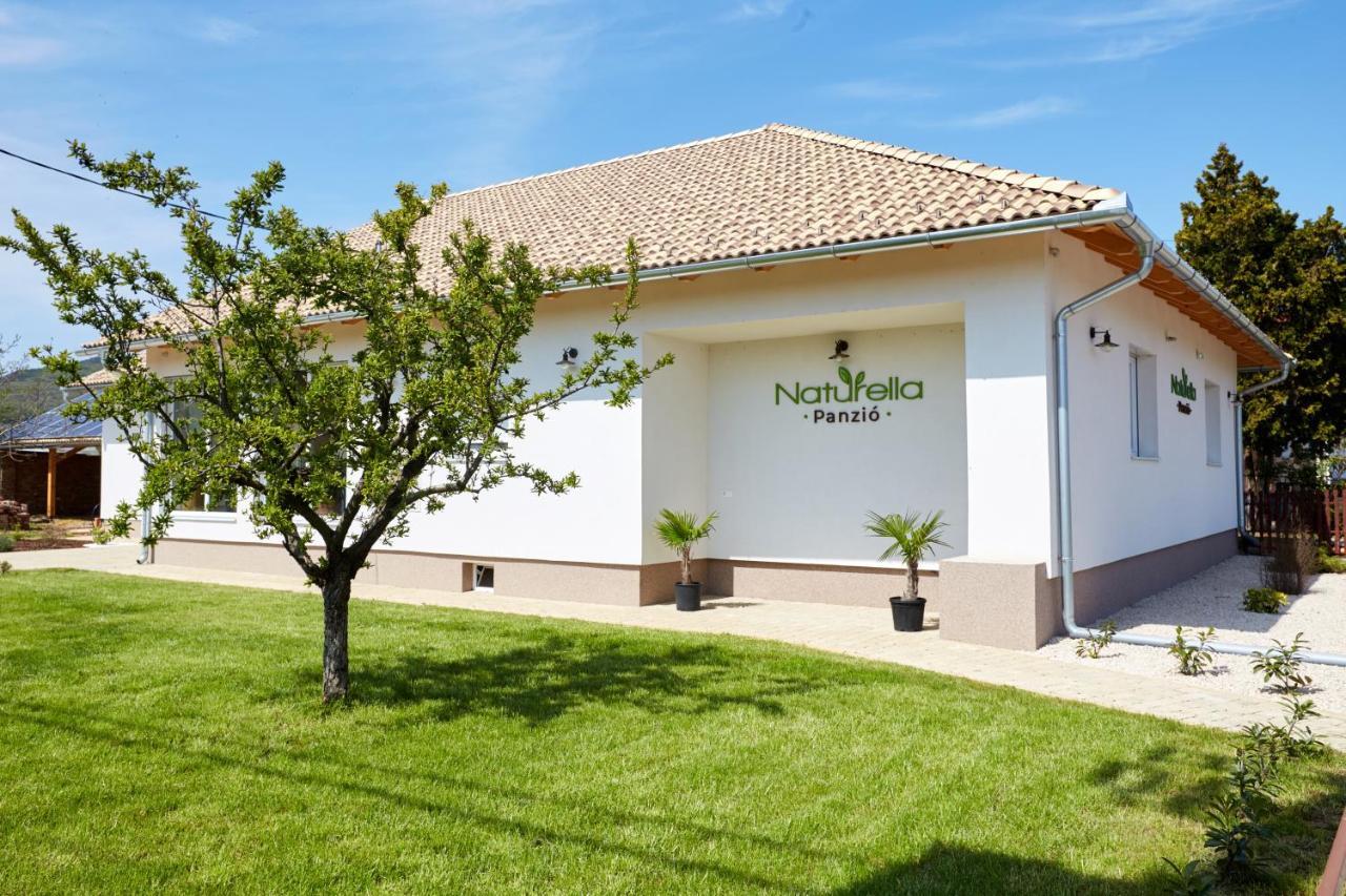 Naturella Panzio Villány Exterior foto